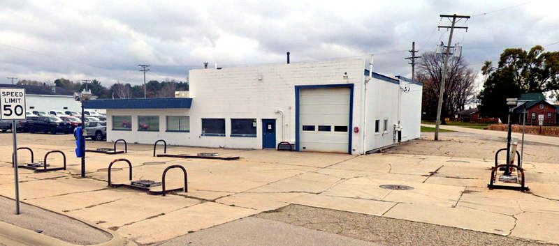 Half-Way Truck Stop - Early 2000S Street Views (newer photo)